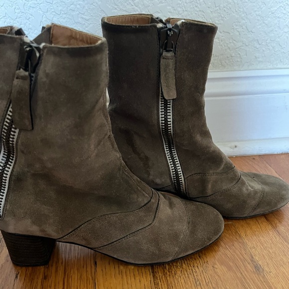 Chloe Lexie - Picture 1 of 7